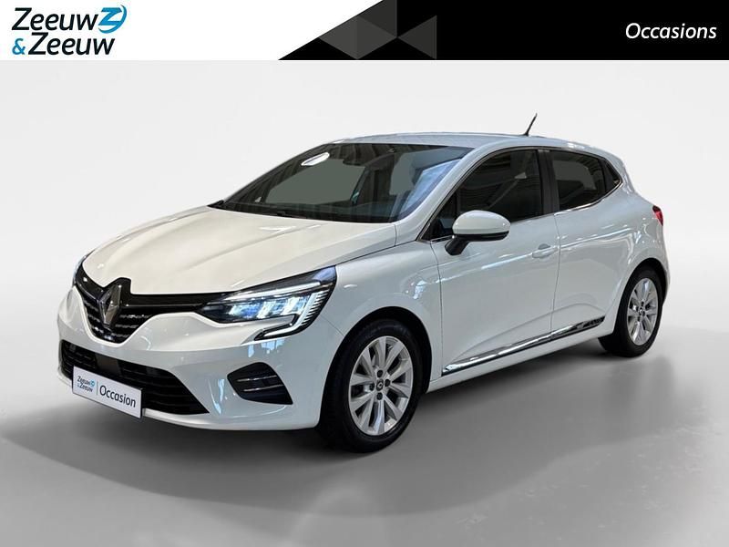 Wit Occasion 2021 Renault Clio V Intens Hatchback | € 13.735 (Eerlijke prijs) - Afbeelding 1/4