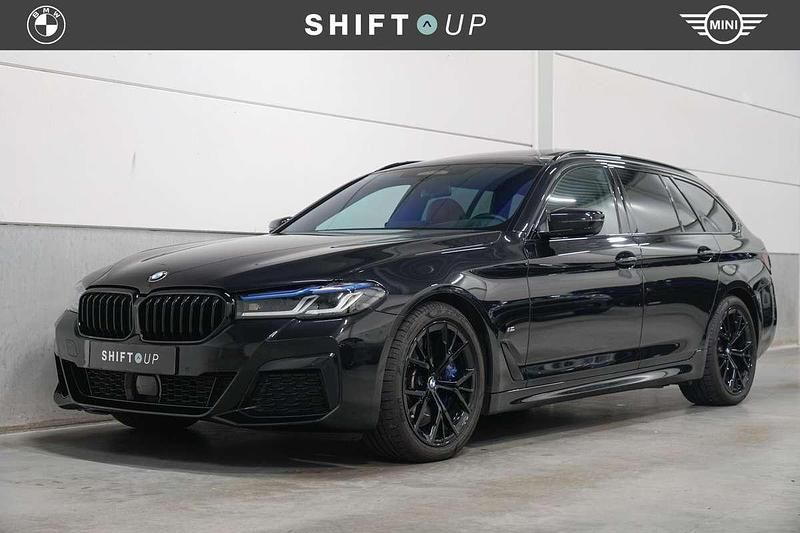 Zwart Gebruikt 2020 BMW 540 M Sport Stationwagen | € 49.940 (Eerlijke prijs) - Afbeelding 1/3