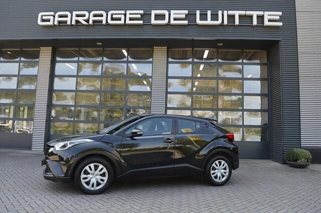 Zwart Gebruikt 2018 Toyota C-HR Comfort SUV | € 16.400 (Super prijs) - Afbeelding 1/4