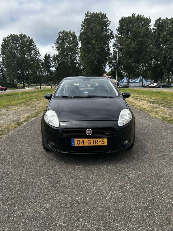 Gebruikt 2008 Fiat Grande Punto Sport Hatchback | € 2.900 (Eerlijke prijs) - Afbeelding 1/4