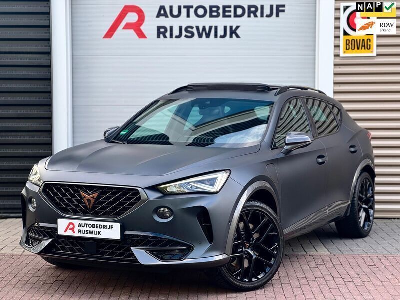 Grijs Gebruikt 2023 Cupra Formentor VZ SUV | € 34.950 (Duur) - Afbeelding 1/4