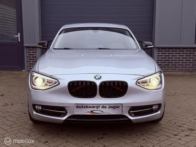 Grijs Gebruikt 2013 BMW 116 Hatchback | € 5.995 (Goede deal) - Afbeelding 1/4