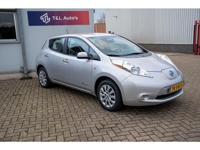 Grijs Gebruikt 2015 Nissan Leaf Visia Hatchback | € 5.000 (Goede deal) - Afbeelding 1/4