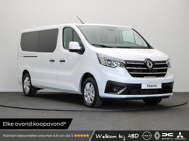 Blanc glacier Nieuw 2024 Renault Trafic Van | € 32.450 (Super prijs) - Afbeelding 1/3