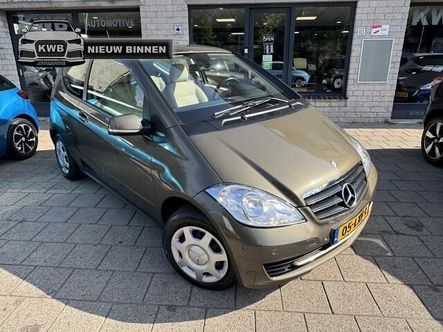 Bruin Gebruikt 2010 Mercedes A160 MPV | € 3.750 (Iets duurder) - Afbeelding 1/4