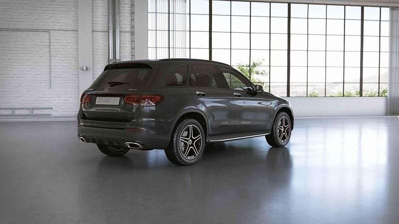 Occasion Mercedes GLC300e Premium 320 PK (235 kW) 2022 Grijs SUV