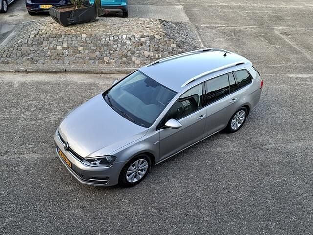 Occasion VW Golf VII Highline 116 PK (85 kW) 2016 Grijs, metallic lak Hatchback