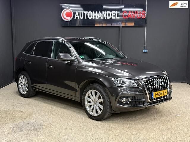 Grijs Occasion 2010 Audi Q5 Proline SUV | € 14.950 (Eerlijke prijs) - Afbeelding 1/4