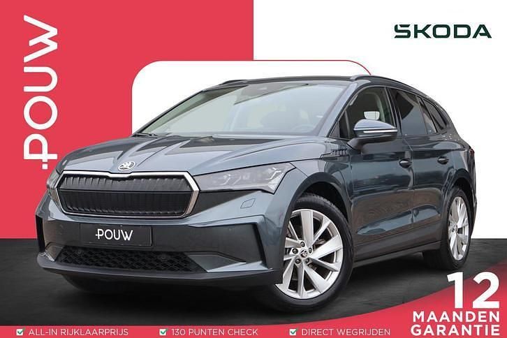 Grijs (metallic) Gebruikt 2021 Skoda Enyaq iV First Edition SUV | € 24.450 (Eerlijke prijs) - Afbeelding 1/4