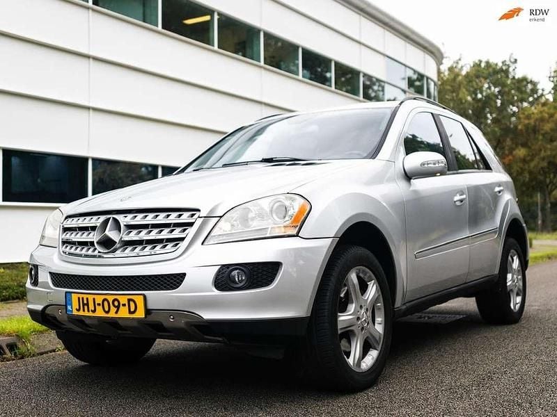 Occasion Mercedes ML500 306 PK (225 kW) 2006 , metallic lak SUV
