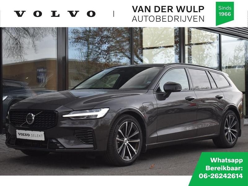 Grijs Occasion 2025 Volvo V60 Plus Stationwagen | € 42.500 (Goede deal) - Afbeelding 1/4