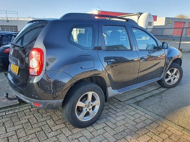 Occasion Dacia Duster Lauréate 105 PK (77 kW) 2011 Zwart (metallic) SUV