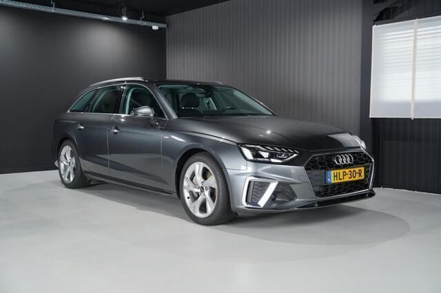 Grijs, metallic lak Gebruikt 2024 Audi A4 S-line plus Stationwagen | € 42.900 (Iets duurder) - Afbeelding 1/4