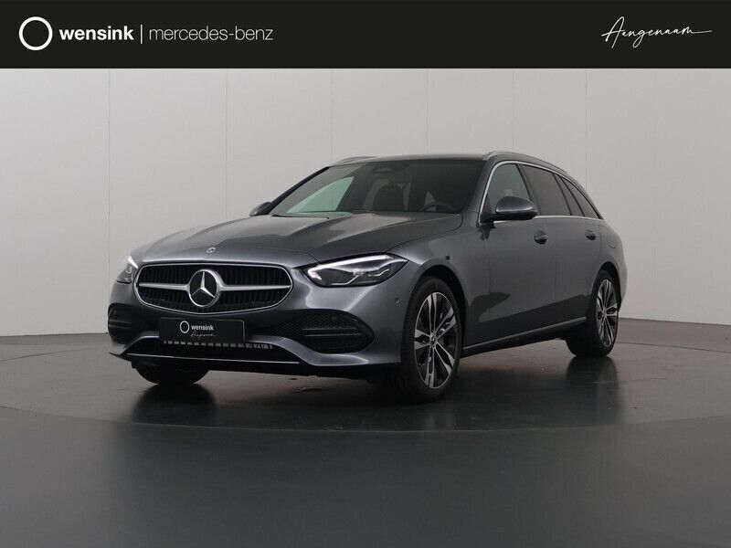 Grijs Nieuw 2025 Mercedes C300 Edition Stationwagen | € 58.700 - Afbeelding 1/4