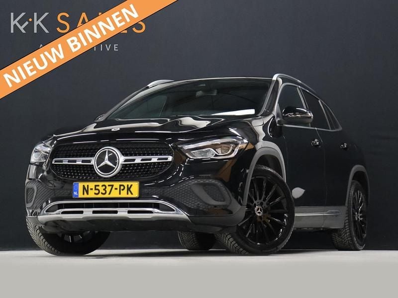 Zwart Gebruikt 2021 Mercedes GLA250 Business SUV | € 30.940 (Super prijs) - Afbeelding 1/4
