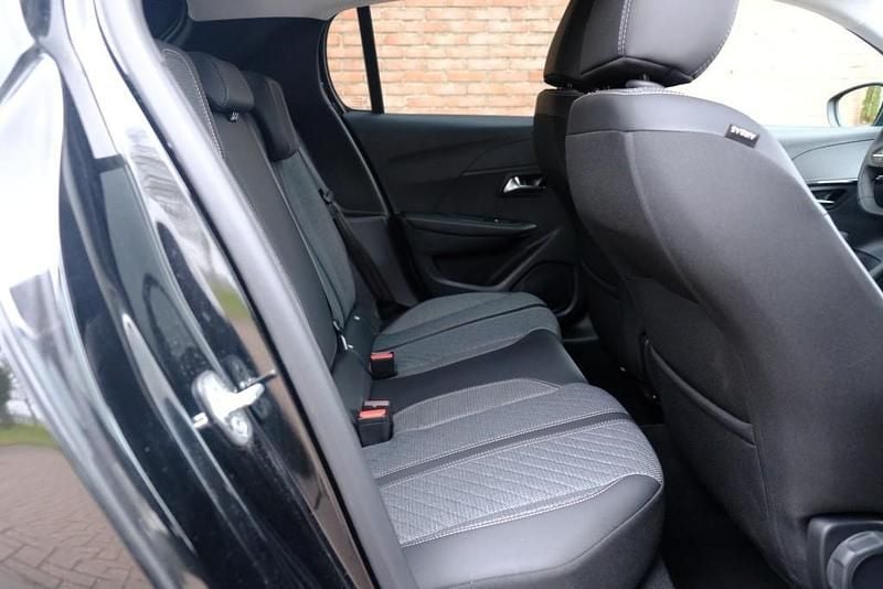 Occasion Peugeot 208 Allure 101 PK (74 kW) 2025 Zwart Hatchback