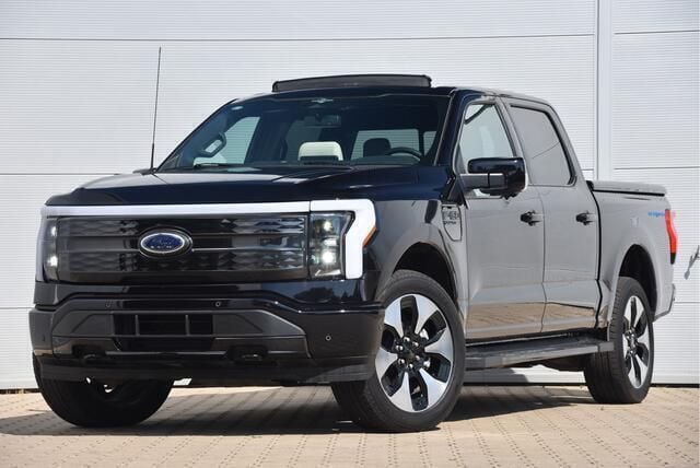 Zwart Gebruikt 2023 Ford F-150 Extended Range Pickup | € 119.950 - Afbeelding 1/4