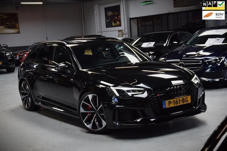 Zwart, metallic lak Occasion 2018 Audi RS4 Design Stationwagen | € 59.800 (Eerlijke prijs) - Afbeelding 1/4