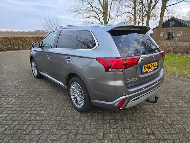Occasion Mitsubishi Outlander P-HEV Intense 2021 Grijs SUV