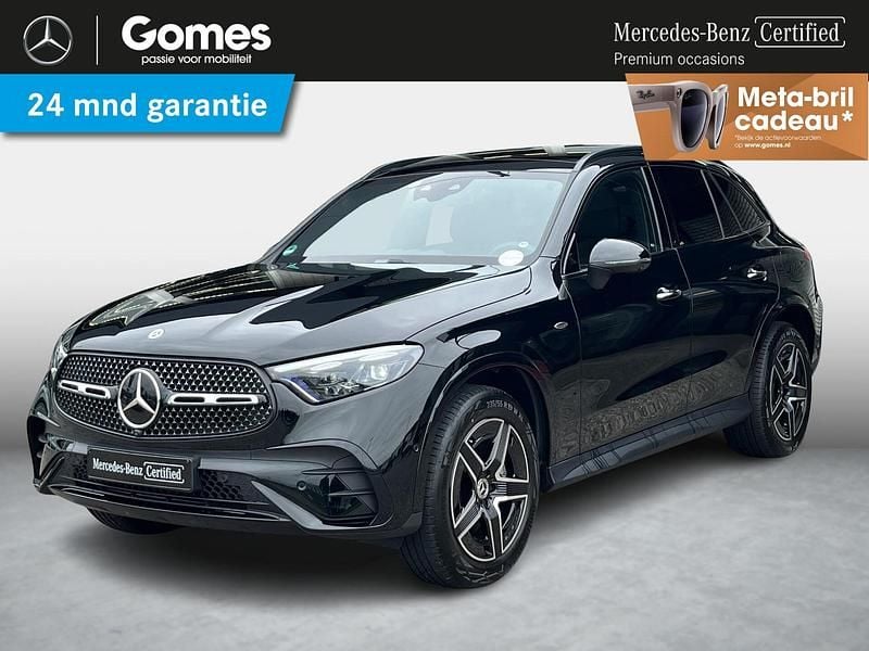 Zwart Gebruikt 2025 Mercedes GLC300 AMG SUV | € 69.950 (Eerlijke prijs) - Afbeelding 1/4