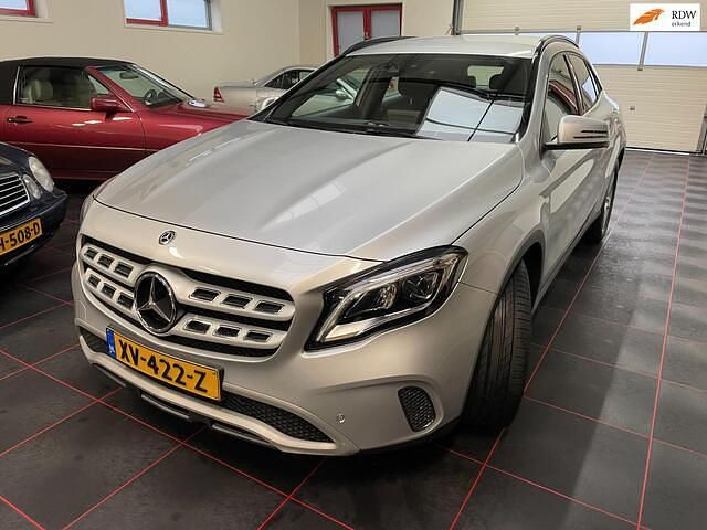 Occasion Mercedes GLA180 Business 122 PK (89 kW) 2019 Grijs SUV