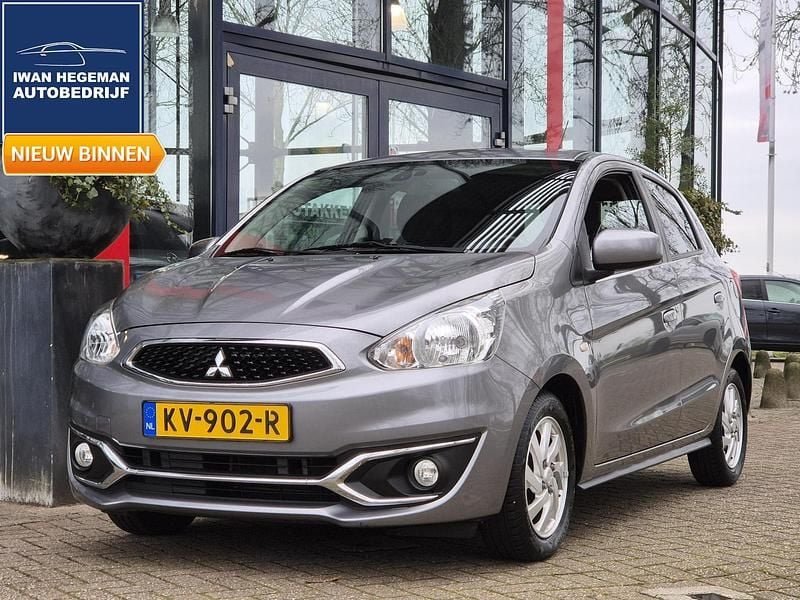 Grijs Gebruikt 2016 Mitsubishi Space Star Hatchback | € 8.290 (Eerlijke prijs) - Afbeelding 1/3