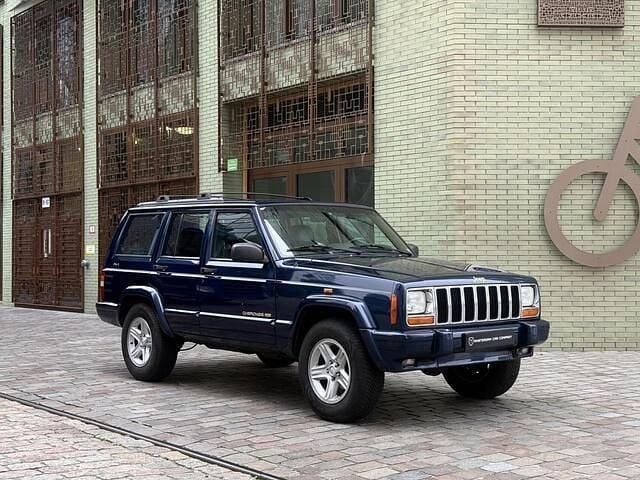 Blauw (metallic) Gebruikt 2001 Jeep Cherokee SUV | € 24.950 - Afbeelding 1/4
