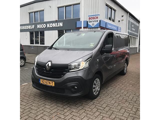 Grijs Gebruikt 2016 Renault Trafic Van | € 10.950 (Goede deal) - Afbeelding 1/4