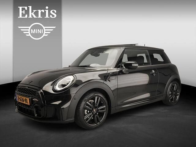Zwart Gebruikt 2024 Mini John Cooper Works Hatchback | € 33.900 (Eerlijke prijs) - Afbeelding 1/4