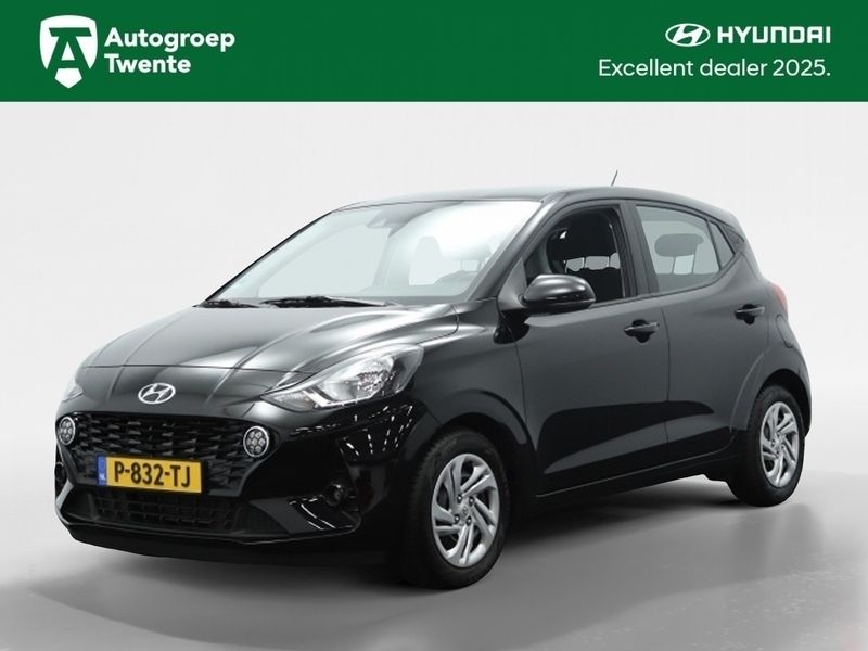 Zwart Gebruikt 2022 Hyundai i10 Comfort Hatchback | € 15.145 (Eerlijke prijs) - Afbeelding 1/4
