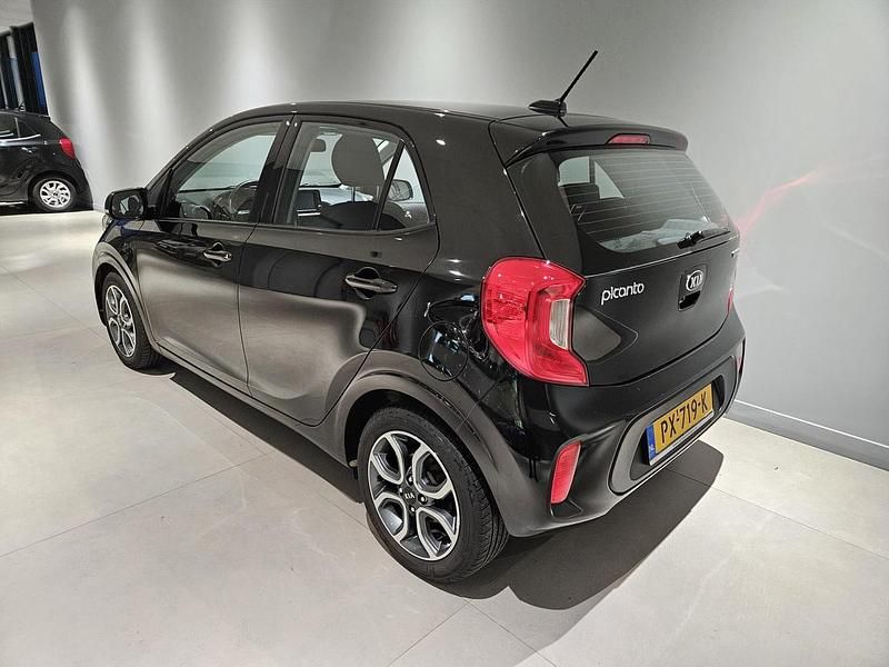 Occasion Kia Picanto First Edition 67 PK (49 kW) 2017 Zwart (metallic) Hatchback