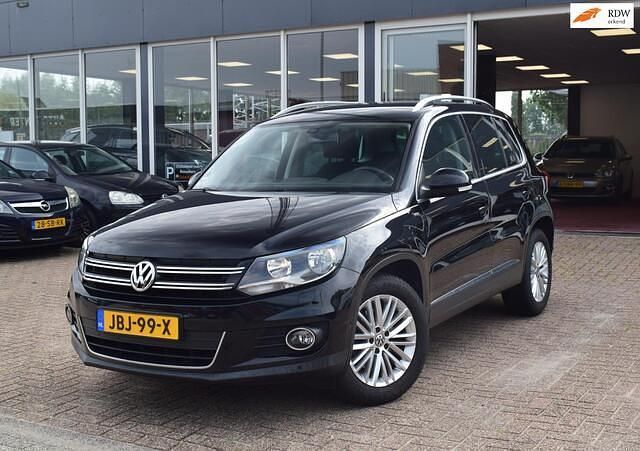 Zwart Gebruikt 2014 VW Tiguan Sport SUV | € 15.685 (Eerlijke prijs) - Afbeelding 1/4
