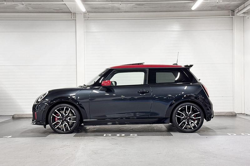 Nieuw Mini John Cooper Works 231 PK (169 kW) 2025 Grijs Hatchback