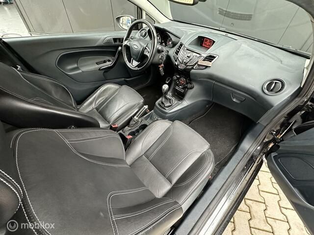 Occasion Ford Fiesta Metall 135 PK (99 kW) 2012 Zwart Hatchback