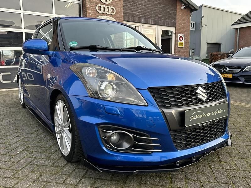 Blauw (metallic) Occasion 2016 Suzuki Swift Sport Hatchback | € 10.750 (Eerlijke prijs) - Afbeelding 1/4