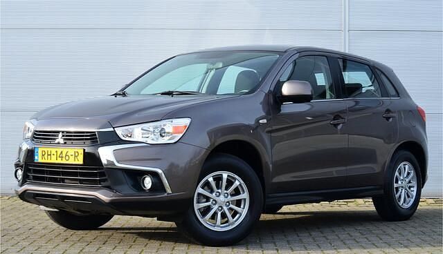 Occasion Mitsubishi ASX Plus 117 PK (86 kW) 2017 Bruin SUV