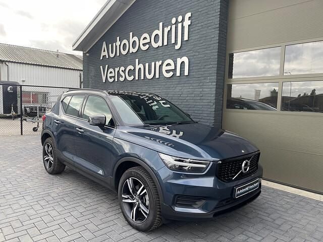 Blauw Gebruikt 2021 Volvo XC40 R-Design SUV | € 34.950 (Eerlijke prijs) - Afbeelding 1/4
