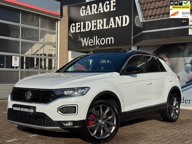 Wit Occasion 2019 VW T-Roc Sportline SUV | € 22.900 (Goede deal) - Afbeelding 1/4