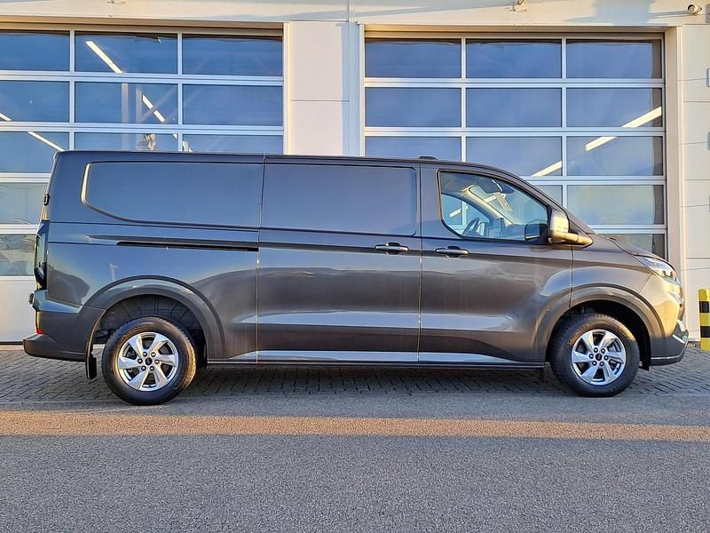 Occasion Ford Transit Custom Limited 136 PK (100 kW) 2024 Grijs Van