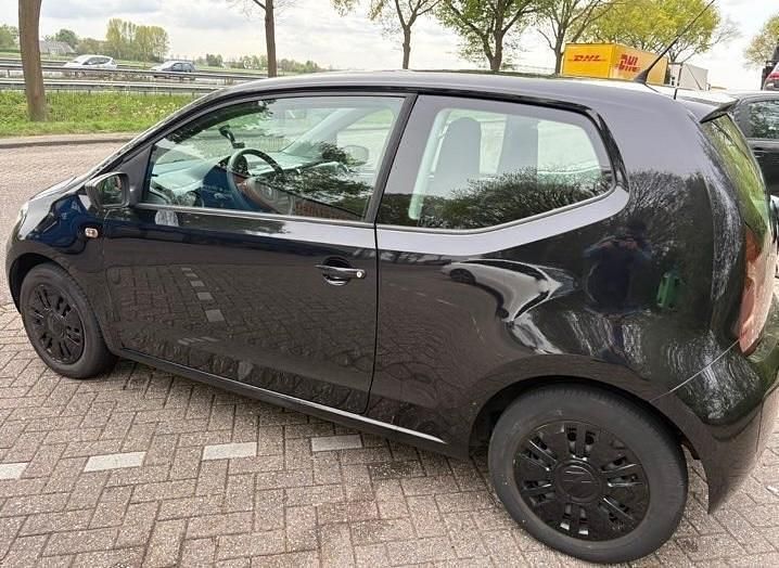 Gebruikt 2013 VW up! Hatchback | € 4.000 (Goede deal) - Afbeelding 1/4