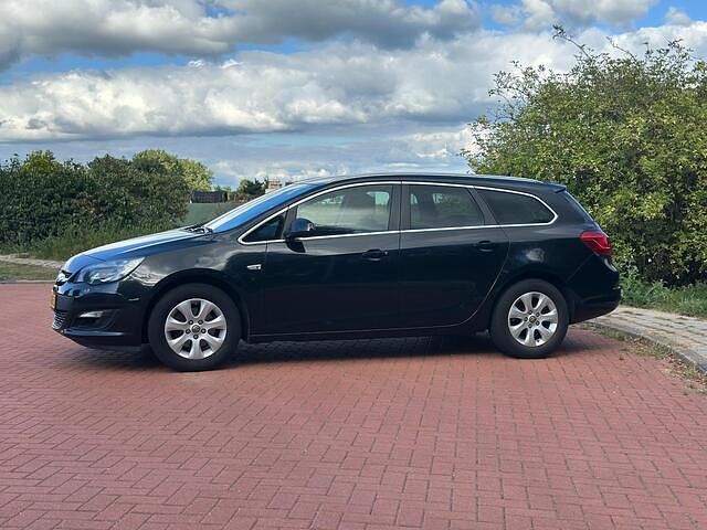 Occasion Opel Astra Business 110 PK (80 kW) 2015 Zwart Stationwagen