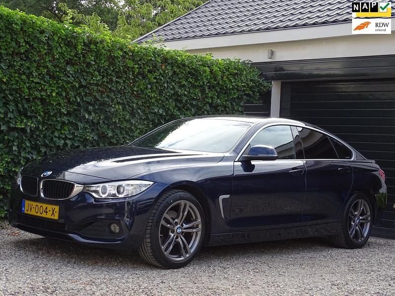Blauw Gebruikt 2016 BMW 420 Executive Coupé | € 17.950 (Goede deal) - Afbeelding 1/4