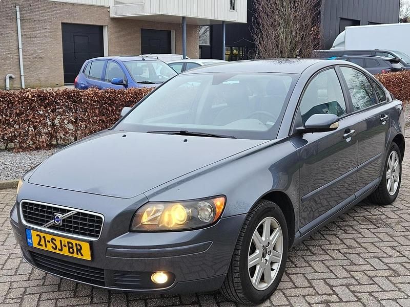 Occasion Volvo S40 Kinetic 125 PK (91 kW) 2006 Grijs Sedan