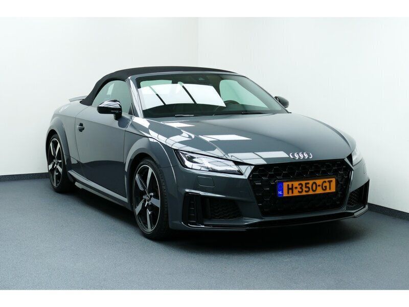Grijs Gebruikt 2019 Audi TT Proline Cabriolet | € 38.949 (Eerlijke prijs) - Afbeelding 1/4