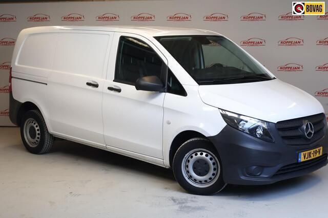 Bestelauto Gebruikt 2021 Mercedes Vito MPV | € 17.950 (Goede deal) - Afbeelding 1/4