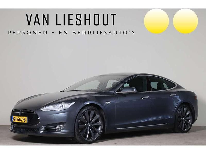 Grijs Gebruikt 2015 Tesla Model S Hatchback | € 16.900 (Eerlijke prijs) - Afbeelding 1/4