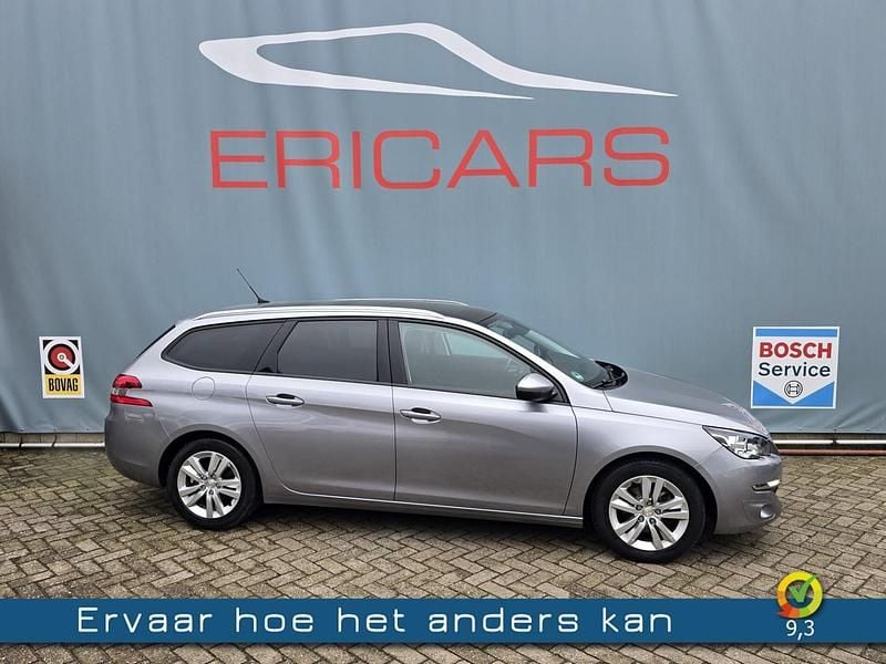 Grijs Occasion 2017 Peugeot 308 Stationwagen | € 7.450 (Eerlijke prijs) - Afbeelding 1/4