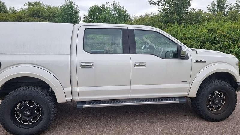 Occasion Ford F-150 S 370 PK (272 kW) 2018 Wit Pickup