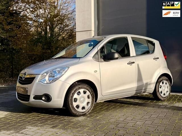 Grijs Gebruikt 2011 Opel Agila Selection Hatchback | € 4.695 (Eerlijke prijs) - Afbeelding 1/4