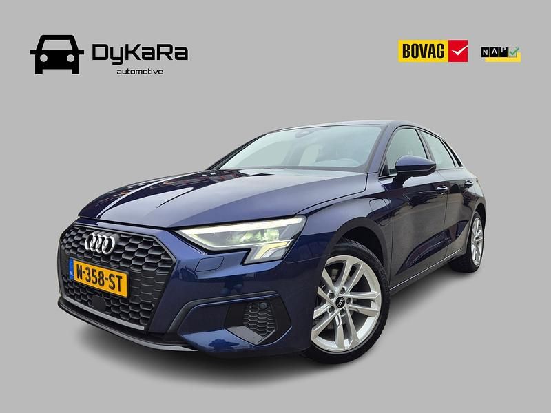 Occasion Audi A3 Sportback e-tron Business 150 PK (110 kW) 2022 Blauw Hatchback